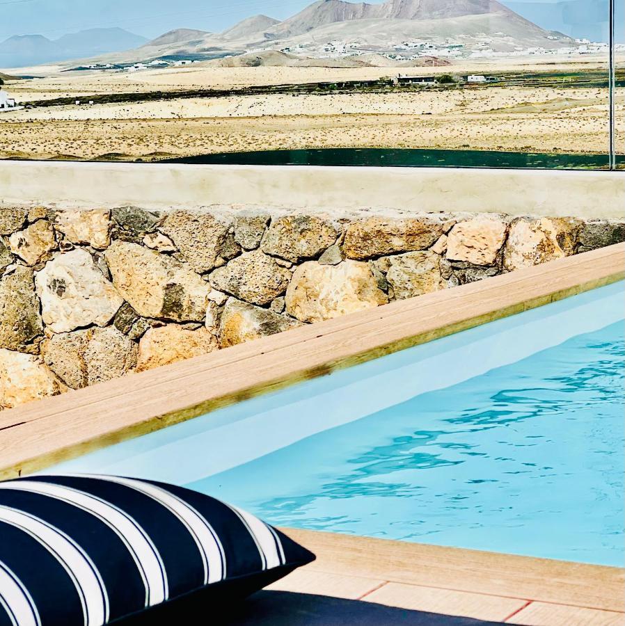 Canaryislandshost L The Sky Suites Tinajo Exteriör bild