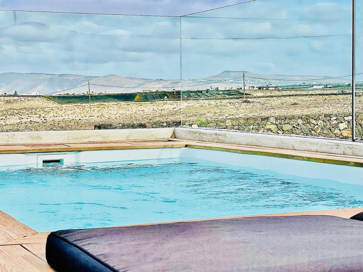 Canaryislandshost L The Sky Suites Tinajo Exteriör bild